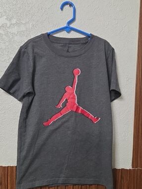 Jordan Gray Short Sleeve Tee with Red Jumpman Graphic